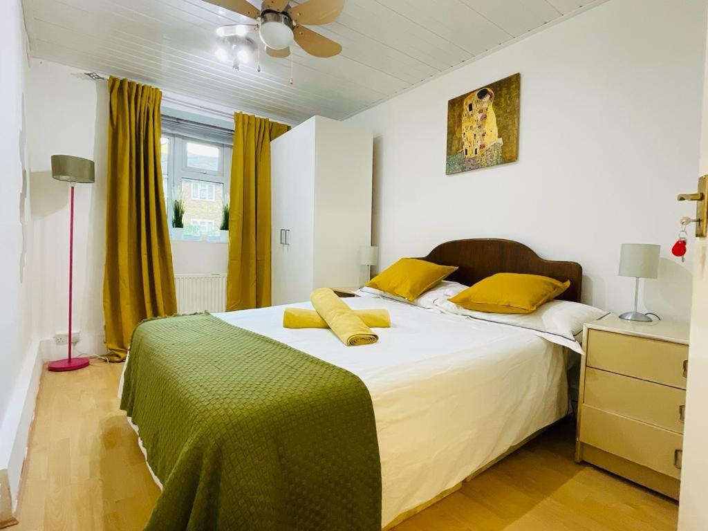 Cosy Flat Close To East Finchley Station Londen Buitenkant foto