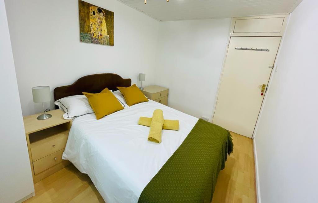 Cosy Flat Close To East Finchley Station Londen Buitenkant foto